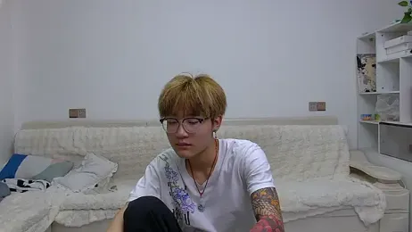 KK-cuteboy stripchat stream image, 25.02.2026 10:50
