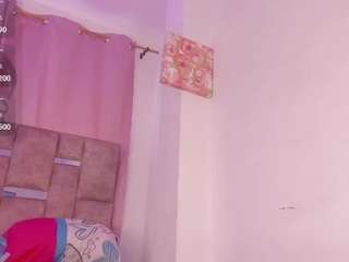 mia-royal camsoda stream image