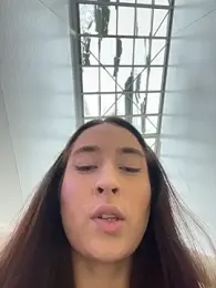 Holly_Play stripchat stream image