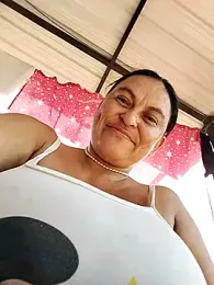 Horny-Mommy-Dirty stripchat stream image