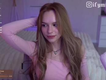 fymryn bongacams stream image