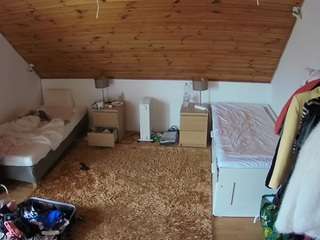 voyeurcam-julmodels-whitebed-3 camsoda stream image, 28.02.2026 17:20