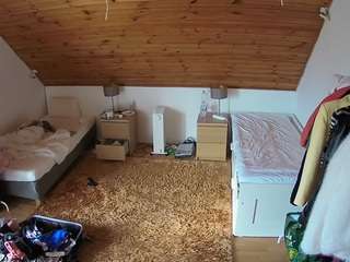 voyeurcam-julmodels-whitebed-3 camsoda stream image, 28.02.2026 17:20