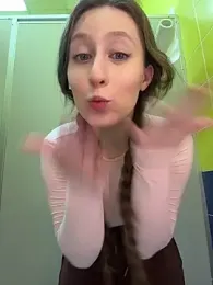 FroggyAnna stripchat stream image