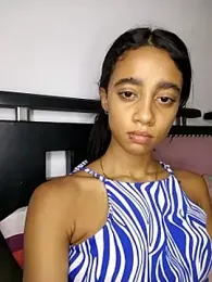 Zoe_Sweett18 stripchat stream image, 04.03.2026 22:50