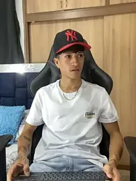 _CamiloBass stripchat stream image