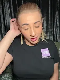 Strongqueen stripchat stream image