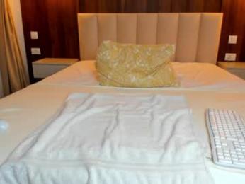 saradiamond01 chaturbate stream image