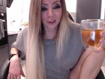 blondalina bongacams stream image