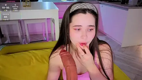 KateBleare stripchat stream image