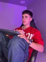 AdrianRinaldi stripchat stream image