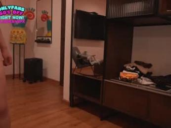 laura3_3 chaturbate stream image