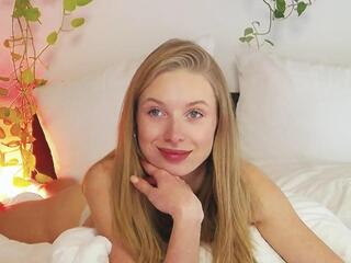 Emma Wilde flirt4free stream image, 11.03.2026 04:10