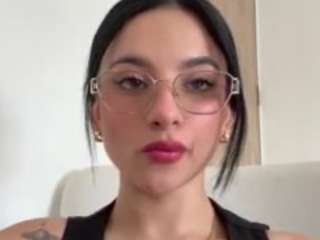 kiraalopez camsoda stream image