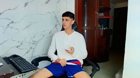 Alayn_sexy_ayes stripchat stream image