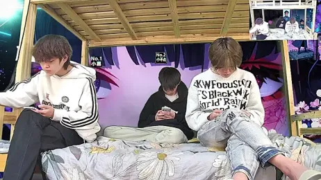 xiaohuangren01 stripchat stream image