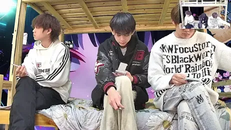 xiaohuangren01 stripchat stream image