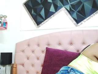 andrea-safeira camsoda stream image