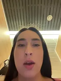 Holly_Play stripchat stream image