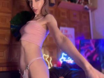 SweetyMeow bongacams stream image