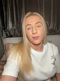 Strongqueen stripchat stream image