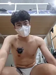 Gwencloudy stripchat stream image