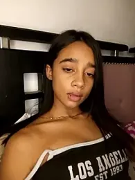 Zoe_Sweett18 stripchat stream image, 17.03.2026 18:20
