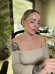 EmaSalis stripchat stream image, 19.03.2026 10:30