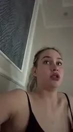 KikiWatson stripchat stream image, 20.03.2026 08:00