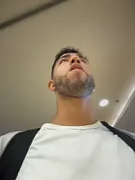 liam_bronw stripchat stream image