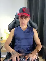 _CamiloBass stripchat stream image, 26.03.2026 01:30