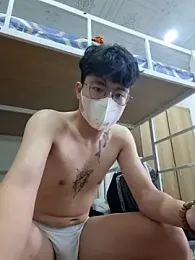 Gwencloudy stripchat stream image