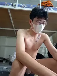 Gwencloudy stripchat stream image