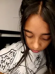Zoe_Sweett18 stripchat stream image, 31.03.2026 18:30