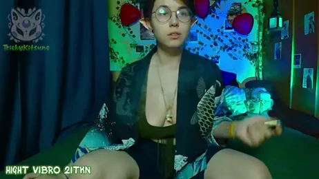 TrickyKitsune stripchat stream image, 02.04.2026 15:30