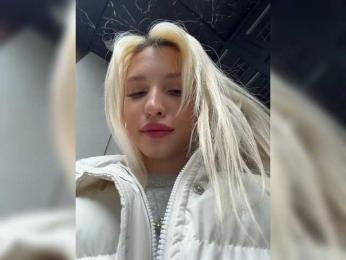 Cristi-Candy bongacams stream image, 03.04.2026 07:30