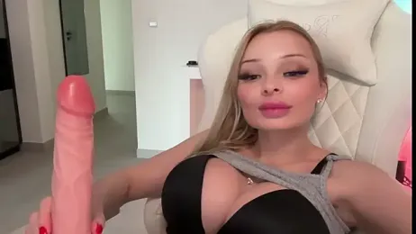 HannaXLove stripchat stream image, 05.04.2026 14:20