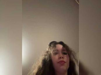 YourLadyyy bongacams stream image