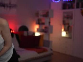 _blackbee_ chaturbate stream image, 07.04.2026 09:10