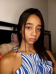 Zoe_Sweett18 stripchat stream image, 08.04.2026 23:20