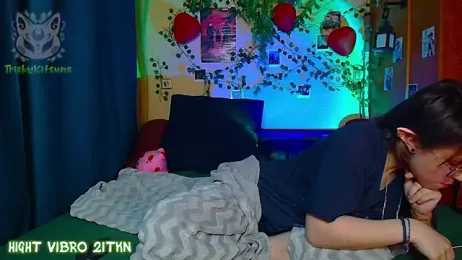 TrickyKitsune stripchat stream image, 09.04.2026 15:50