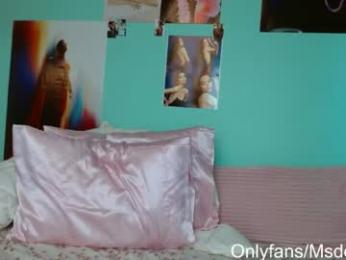 msdeluluxo chaturbate stream image, 09.04.2026 18:40