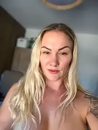 NastyMilf_ stripchat stream image, 14.04.2026 08:40