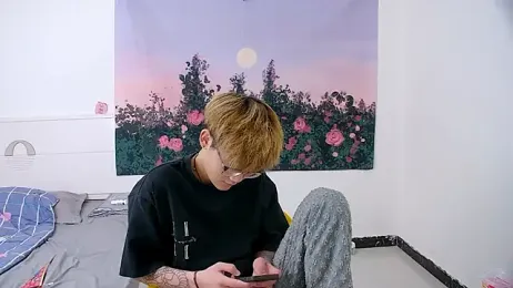 KK-cuteboy stripchat stream image, 15.04.2026 19:10