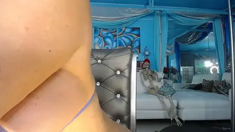 ADRIANNA_FOX stripchat stream image, 16.04.2026 03:10