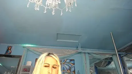 ADRIANNA_FOX stripchat stream image, 16.04.2026 03:10