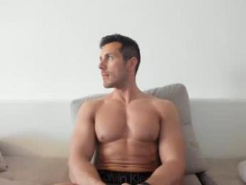 roberto4ever chaturbate stream image, 23.04.2026 11:30