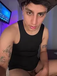 ErosVale stripchat stream image, 26.04.2026 03:10