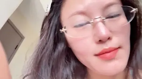 Krismil3 stripchat stream image, 28.04.2026 01:00