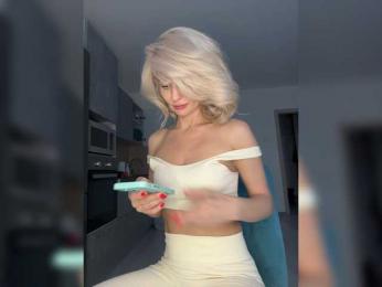 -Molly- bongacams stream image, 09.03.2025 11:10